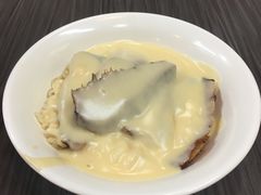 猪颈肉芝士捞公仔面-新记餐厅(香槟大厦店)