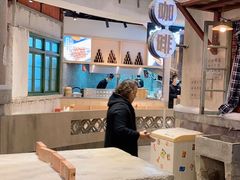 瑞幸咖啡-CITY MART城市集市·里弄(北外滩来福士广场店)
