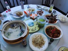 -天乐农家鱼头王(天目湖店)