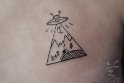 -见雾TATTOO STUDIO