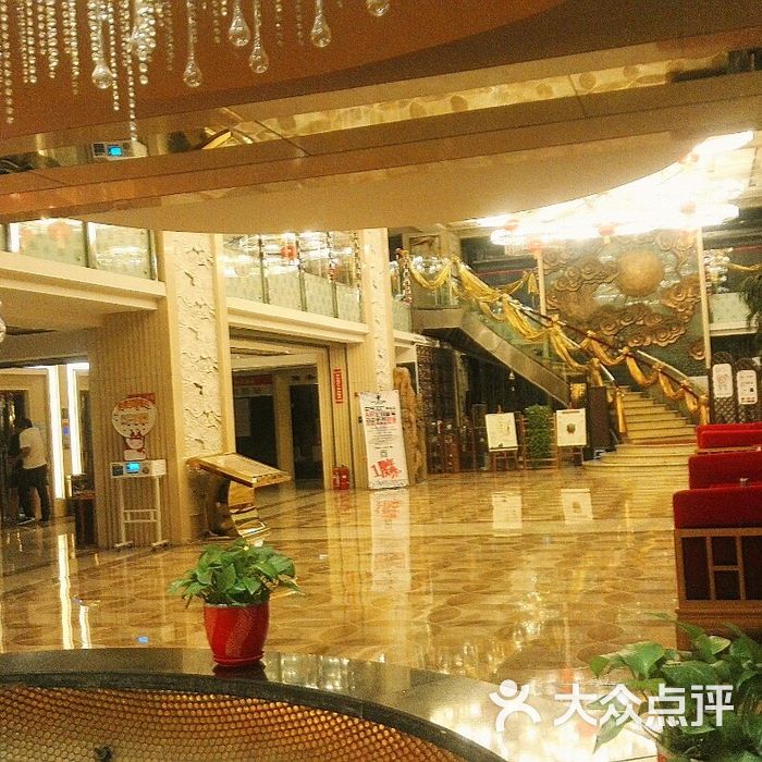大同悦龙休闲商务酒店