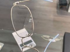 -目艮眼镜SHOWROOM(品牌集合店)