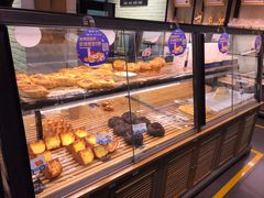 面包甜点陈列柜-卡吉诺动物奶油生日蛋糕(中原路店)