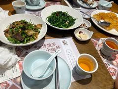 -黄泥岗·地道湖北菜(奥特莱斯店)
