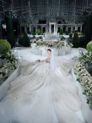-伯瓷皇后婚纱艺术空间