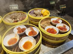 -金马门国际美食百汇(珞喻路店)