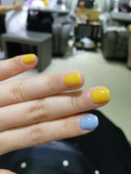 -灰姑娘美甲美睫馆