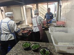 -正宗杨记普洱酸醋米线(总店)