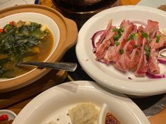 -娜仁图雅蒙古美食村(33小镇店)