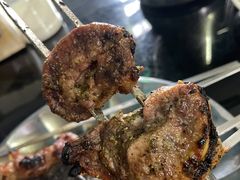 -烤肉小伙烤肉店