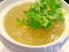清炖鱼翅-大林苑世家精细潮州菜