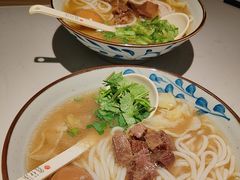 -鑫花溪牛肉米粉(凤凰街创始总店)