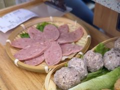 -阿婆情腊排骨火锅(金虹路店)