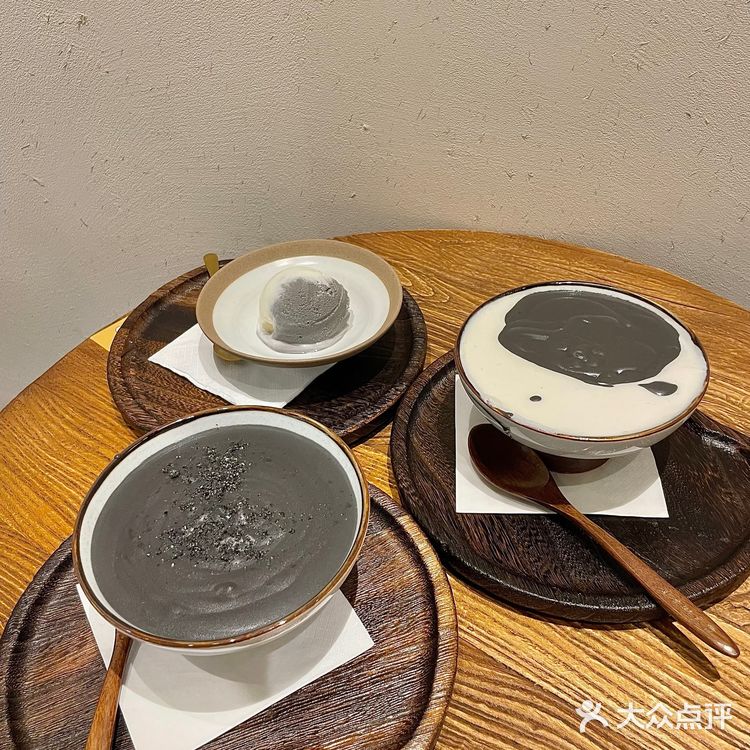 正儿八经现磨芝麻糊🥣快带你的笨蛋闺蜜来