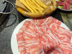 -宽板凳老灶火锅(台湾街店)