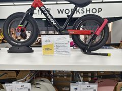 -迪卡侬(西华店)