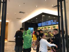 等位区-CoCo都可(东城国贸店)