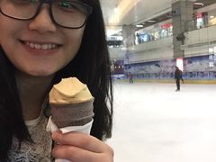 -正佳冰河湾真冰滑冰场