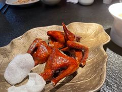 -蝴蝶里·粤菜·点心(滨江龙湖店)