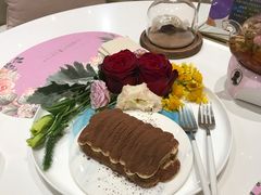 -MEET缘燕窝甜品&Tang's cake(华润万象城店)