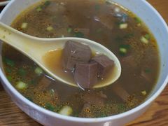 -黄阿姨锅贴大王(万航渡路店)