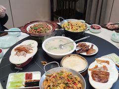 -梅利汴京烤鸭•开封豫菜地标店(东大街店)
