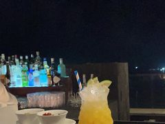 -瑰丽酒店·海吧·天际下午茶·现场DJ·天台酒吧