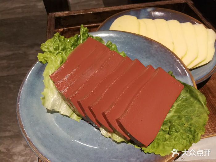 渝笙重庆美蛙鱼头(中山北路店)鸭血图片 - 第1张