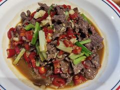 鲜炒黄牛肉-憨伢子·家常菜小食堂·有锅气の炒菜(江汉路店)