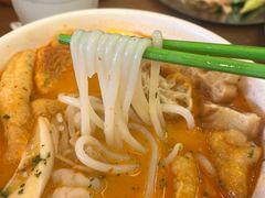海鲜叻沙米粉-绿柠食堂(北外滩店)
