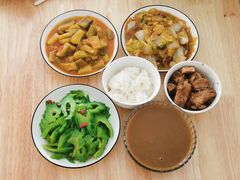 -天鹅到家·保姆月嫂育儿嫂(朝阳店)