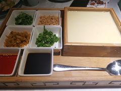 蜀龍阁招牌嫩豆腐-雲蜀龙阁·金牌水煮鱼(方庄店)