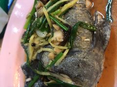 -拉威海鲜市场