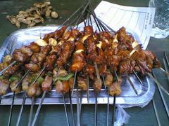 -清真磊磊烧烤老店(饮虎池街34号店)