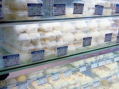 -白玉兰食品甜凤店(合生汇店)