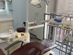 -极光口腔·矫正种植修复(锦江院区)
