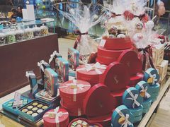 -VENCHI 闻绮(北京国贸商城店)