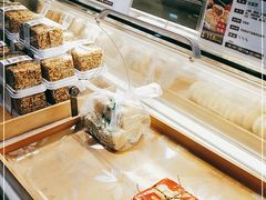面包甜点陈列柜-清真全盛斋传统糕点(西羊市店)