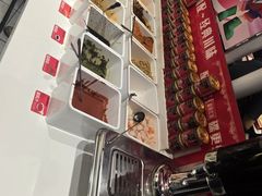-宏姐串串香(宏伟路店)