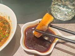 -鼎泰亨·海鲜牛肉餐厅(滨江店)