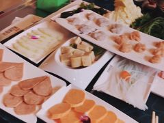 -名都晓荷塘主题火锅(海城街店)