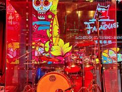 -Famous肥猫墨西哥音乐餐吧(五棵松华熙LIVE店)