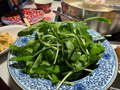 -尚尚仙·酸汤猪手·猪肚鸡火锅(华联万柳购物中心店)