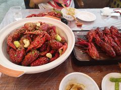 -肥肥虾庄·金牌油焖大虾(汉口城市广场店)