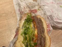 -The Habit Burger Grill 哈比特汉堡(复兴soho店)