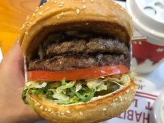 -The Habit Burger Grill 哈比特汉堡(复兴soho店)