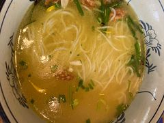 -芸南道·过桥米线(昆明老街旗舰店)