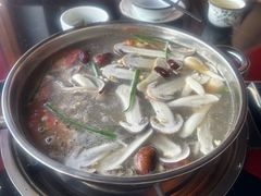 -老石黑山羊毛驴肉火锅(金凯广场店)