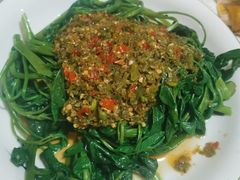 -洪霞餐馆