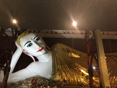 -ခြောက်ထပ်ကြီးရွှေသာလျောင်းဘုရားကြီး